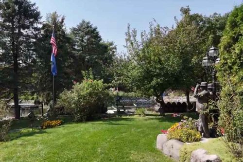 Adeline's Retreat Wisconsin whole house vacation rental